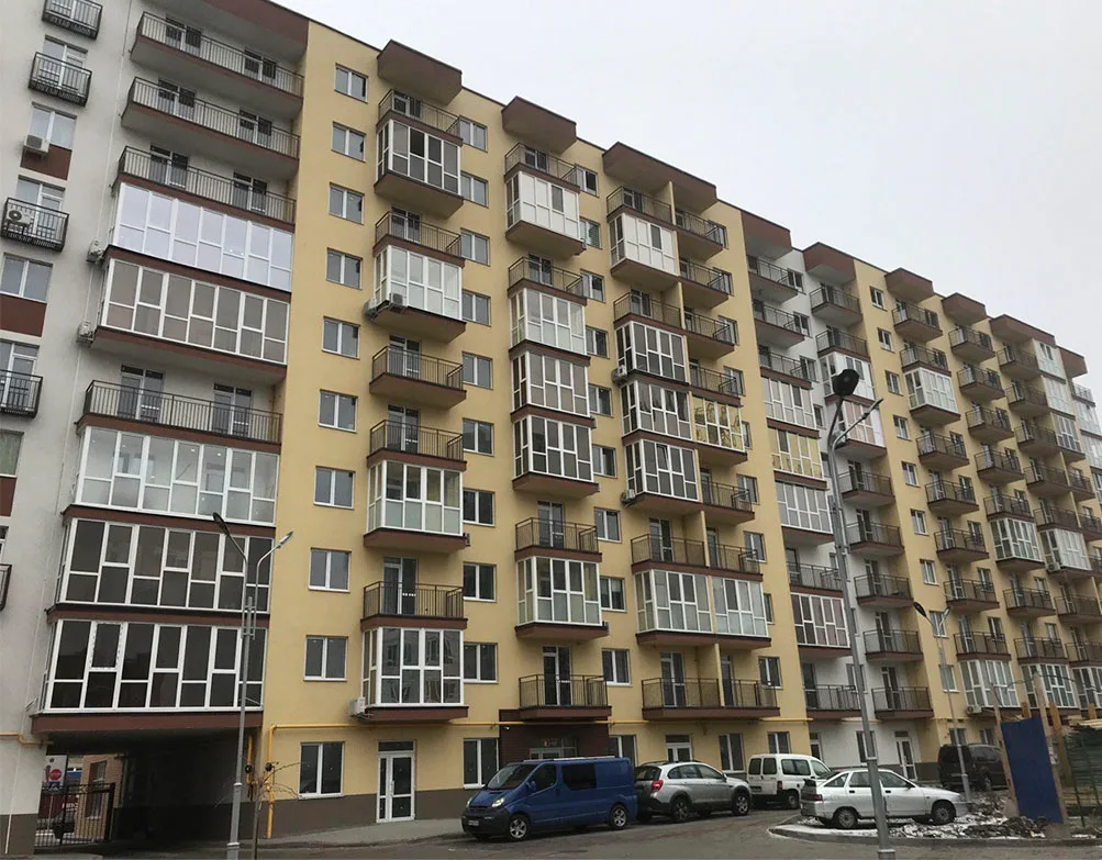 Комплекс робіт щодо утеплення фасадів з оздобленням на об'єкті: «Двосекційний десятиповерховий житловий будинок з вбудовано-прибудованими громадськими приміщеннями (сьома черга будівництва) за адресою м. Житомир вул. Вітрука, 6. 1